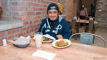 senor 13 at Tulcingo Restaurant National street